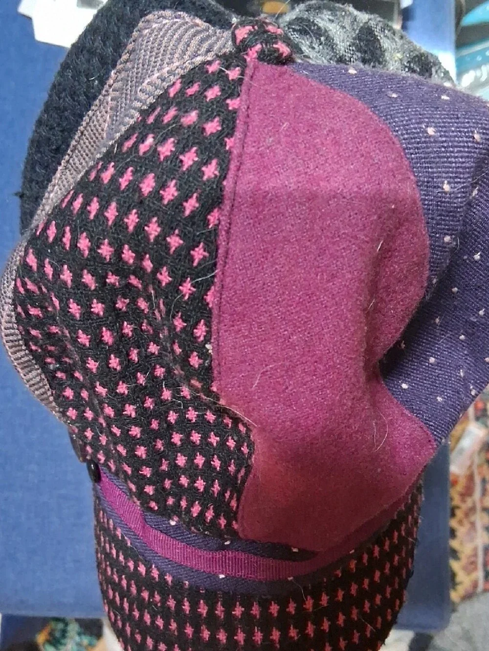 N/A detail accent plum